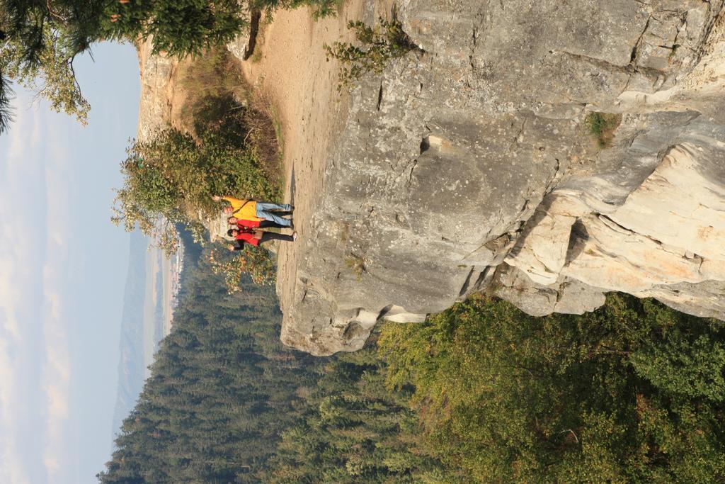 Penzion-Ranc U Trapera ฮราบูชิเซ ภายนอก รูปภาพ